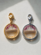 Porte bonheur SOUVENIR paillettes (avec les crins, poils ou plumes de votre animal)