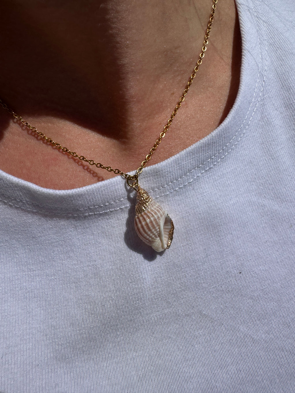Collier Isla