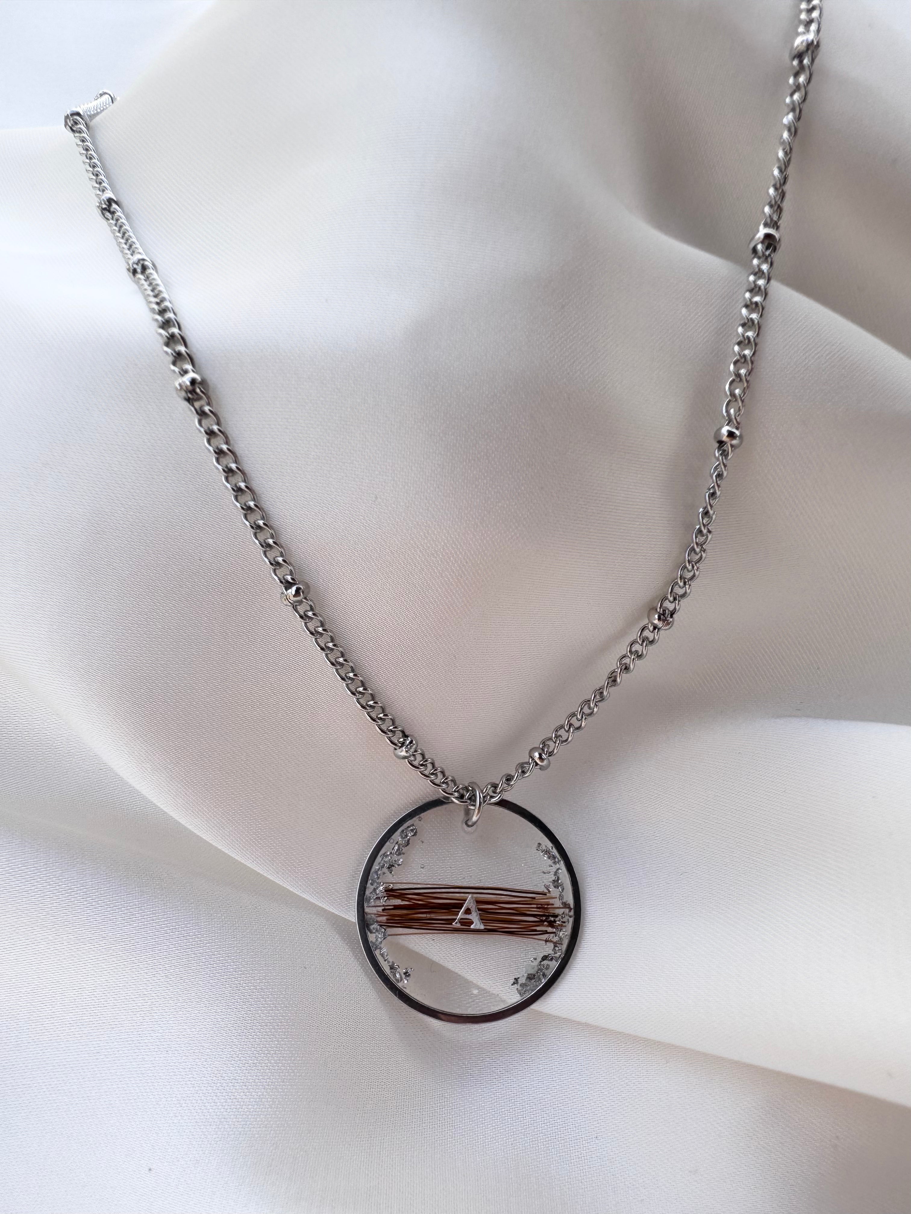 Collier SOUVENIR (avec les crins, poils ou plumes de votre animal)