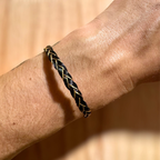 Bracelet FLAMENCO - crins noir & fil doré